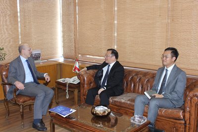 Dr. Fadi Makki receives the Chinese Ambassador to Lebanon